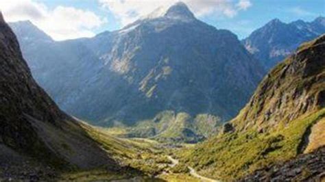 canale 5 replica wild nuova zelanda